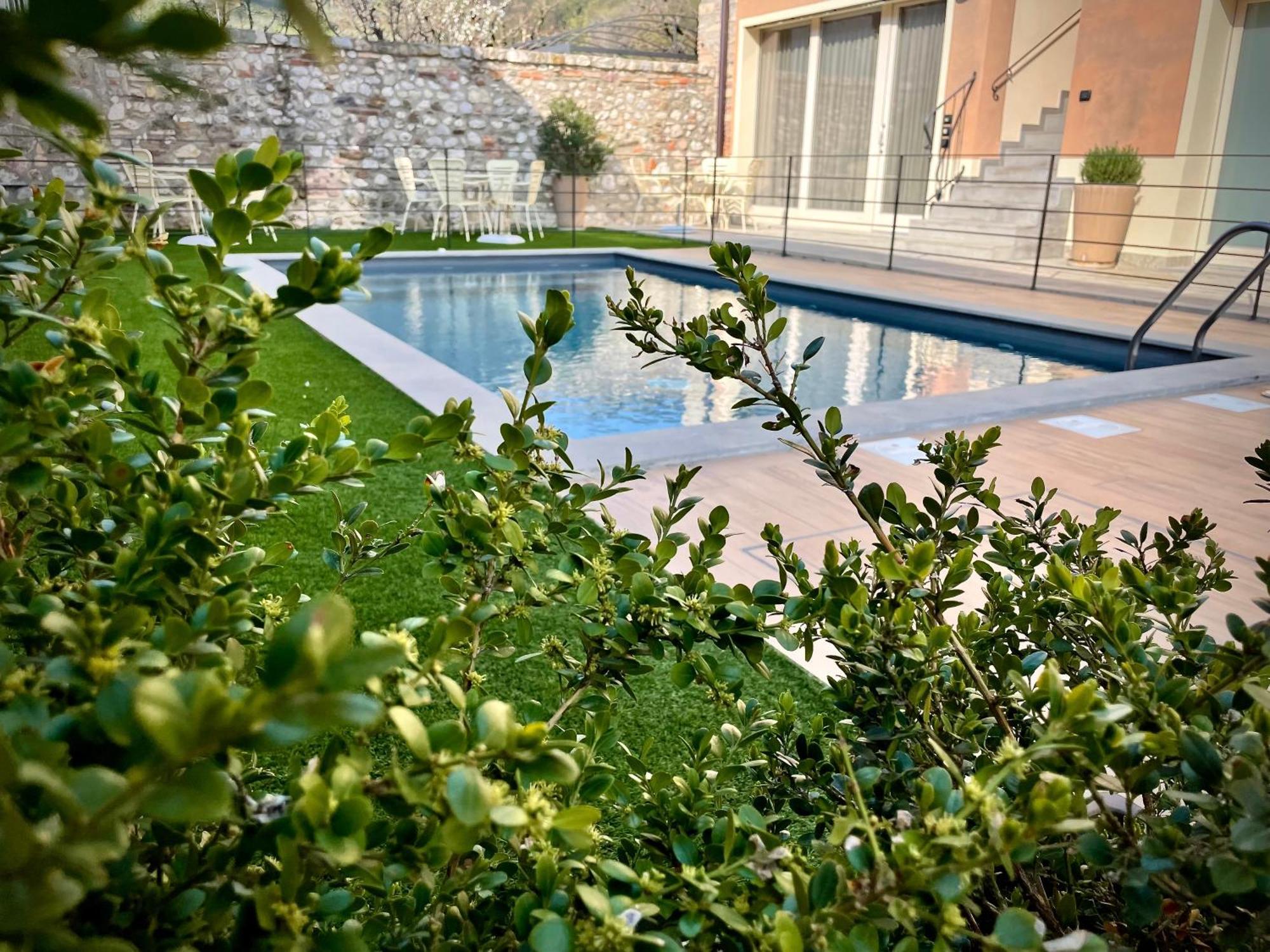 Villa Fontanelle Gardapartments Polpenazze del Garda Exterior photo